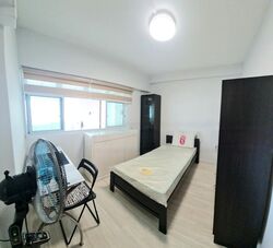 Blk 340 Jurong East Avenue 1 (Jurong East), HDB Executive #484841331